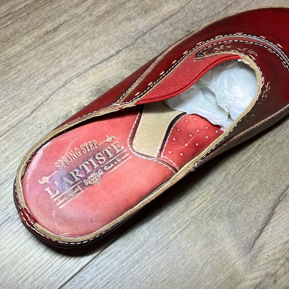 L’ARTISTE spring step women’s red leather clogs sz 37 - Picture 3 of 6